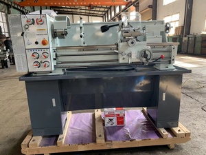 Torno horizontal de metal de alta precisión y fácil operación C0630 (CQ6230) - Product Image 2