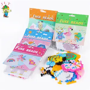 Custom Kids Beginners Fuse Beads Kit fai da te Art Crafts Kit Magic Water Sticky Beads 5mm Iron Fuse Beads