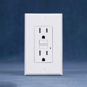 Prise murale <span class=keywords><strong>LE</strong></span> blanche 118 à 6 broches avec prise de charge rapide USB Type C 20W 2 ports IP24 15A 110-250V - Product Image 5