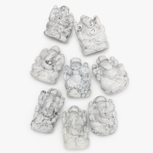 Sculpture artisanale de Ganesha en howlite - Idole du Dieu Ganesha - Sculpture Murti en cristaux - Reiki/Chakra - 2,5 pouces et 210 grammes - UNIQUE - Product Image 2