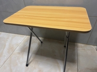 Jiuyi Nouvelle Table à Manger Pliante Portable en Métal à Design Carré Simple et Moderne pour Chambre, Bureau, Camping et Utilisation Domestique