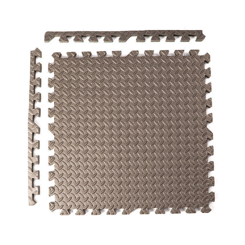 สีน้ำตาล