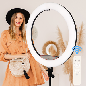 YEAH Professional 480 LED 22 pouces Ringlight 2700-7000K Dimmable RA80 <span class=keywords><strong>56</strong></span> <span class=keywords><strong>cm</strong></span> 22 pouces Selfie <span class=keywords><strong>Ring</strong></span> <span class=keywords><strong>Light</strong></span> avec trépied, support pour téléphone - Product Image 1