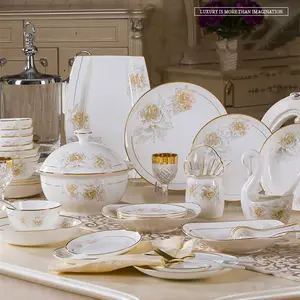 High Quality Bone China Gold Dinner Set Flower Pattern Nordic Dinnerware Bowl Dishes and Plates Ceramic Tableware Sets