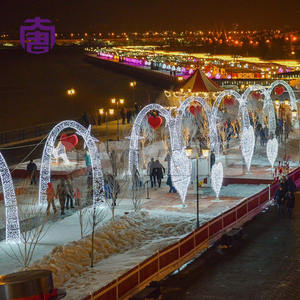 Arco de Navidad LED Circular 3D Personalizable con Motivos Luminosos, IP65 Impermeable, para Iluminación Navideña e Interior/Exterior de Jardines - Product Image 3