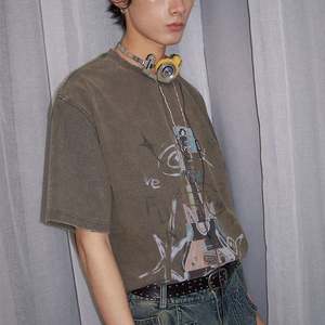 2025 T-shirts graphiques sérigraphiés personnalisés 100% tissu tricoté en coton pour votre propre logo de marque - Product Image 3