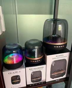 Altavoz Inalámbrico <span class=keywords><strong>Bluetooth</strong></span> <span class=keywords><strong>Harman</strong></span> <span class=keywords><strong>Kardon</strong></span> Aura Glaze Style con Sonido de 360 Grados, Luces LED RGB Coloridas y Caja Transparente para Reproducir Música - Product Image 2