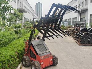 Grappin forestier hydraulique pour <span class=keywords><strong>mini</strong></span>-chargeuse, fourche à griffes pour bois, attache rapide universelle, pompe robuste pour l'entretien forestier et l'aménagement paysager - Product Image 2