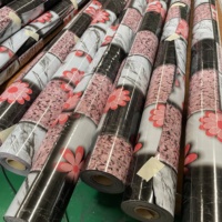 Großhandel 0,35-2MM Dicke Wasserdichter Rutschfester Glatter PVC-Vinylbodenbelag in Rollenform für den Innenbereich