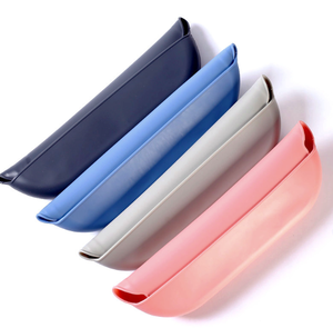 Индивидуальные высококачественные складные нагрудники для пожилых людей, регулируемые нагрудники, Моющиеся Водонепроницаемые силиконовые нагрудники для взрослых - Product Image 3