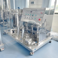 Ligne de production automatique de parfums 200L 300L 500L Machine de congélation de parfum Mélangeur de refroidissement Filtre de congélateur Équipement de fabrication de parfum