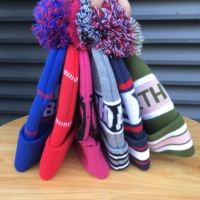 Yukaihe Bas Premium Qualité Acrylique Tricoté Bonnet Chapeaux, Jacquard PomPom En Gros Chapeau D'hiver Logo Personnalisé Unisexe