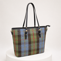 Sac fourre-tout à carreaux personnalisé pour femmes, OEM ODM, grande capacité, sac à bandoulière zippé, en tissu tartan, marque privée, sac tendance