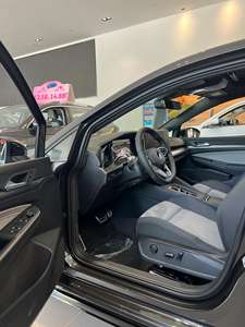 8.5 da Golf 2025 Volkswagens Golf 8.5 opzione completa R-line 300TSI motore 1.5T Full Screen Smart pacchetto estivo sedili riscaldanti - Product Image 3