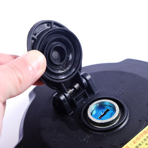 Bouchon de réservoir de carburant Goodyear avec serrure tubulaire en plastique noir pour Dongfeng Tianlong Flagship KLVL Hercules KRVR - Product Image 3