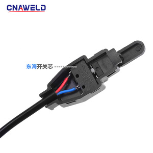 Interruptor de antorcha de soldadura por arco de argón con cable, interruptor integrado de microinterruptor para antorcha de plasma Hongqi Donghai - Product Image 1