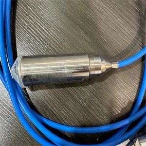 Sensor de Nivel Hidrostático HART, Celda de Medición Metálica Sumergible, Compatible con la Aplicación Tuya, Precisión del 0.1%, Vegabar 87 Measurement S - Product Image 1