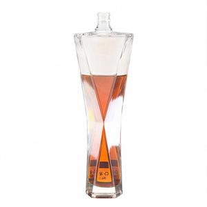 Botella de Alcohol Personalizada de Lujo, Extra Super Flint Glass, Superficie Transparente, 500ML 750ML, para Ginebra, Vodka, Tequila, Whisky, Brandy, con Tapón de Corcho - Product Image 1