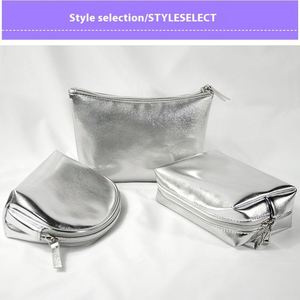 Ensemble de trois pièces haut de gamme en cuir PU souple argenté avec fermeture éclair, sac de voyage cosmétique portable et imperméable - Product Image 4