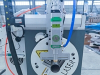Machine de découpe laser à fibre compacte 1500W, diamètre de mandrin 100mm, longueur 6m, équipement de découpe laser CNC pour tubes