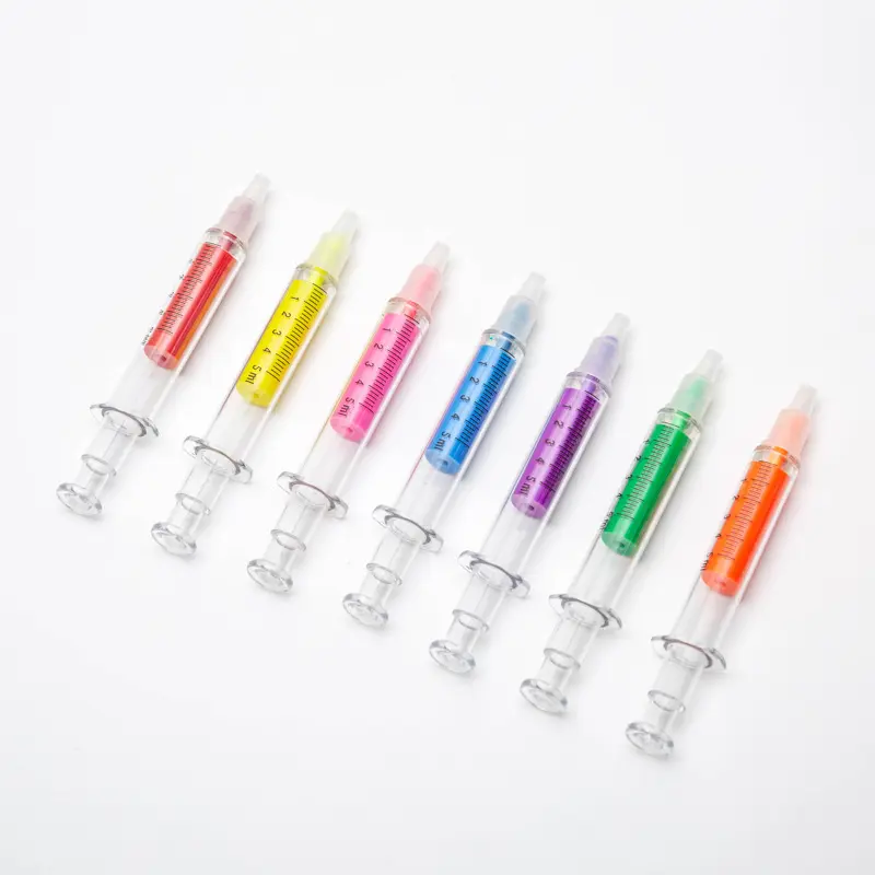 2024 cadeaux promotionnels d'injection de plastique multicolore logo personnalisé hôpital médecin infirmière stylos seringue médicale stylos à bille