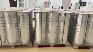 ม้วนกระดาษฟอยล์อลูมิเนียมพิมพ์ลายเกรดอาหารมันวาวสีเงินครึ่งแข็งสำหรับบุหรี่ด้านในห่อด้วยโทนสีทอง - Product Image 4