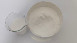 Agente ausiliario chimico resistente al sale ad altissima temperatura riduttore di filtrato resistente al sale per la sospensione di fluidi di perforazione - Product Image 4