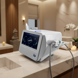 Appareil de microdermabrasion 5 en 1 anti-âge, traitement à bulles, rajeunisseur cutané, jet peel, oxygène, système de récupération cutanée - Product Image 1