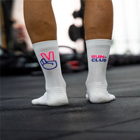 Chaussettes de sport athlétiques personnalisées avec logo, pour la course à pied et le cyclisme, compression, coussinets, jacquard blanc, nylon, chaussettes de trail running