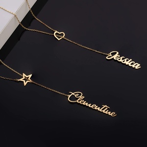 Collier personnalisé avec nom et lettre d'amour en acier inoxydable plaqué or 18 carats, chaîne à maillons minimaliste, pendentif, cadeau de la Saint-Valentin - Product Image 3