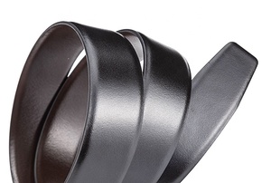 Sangle de <span class=keywords><strong>ceinture</strong></span> réversible en cuir véritable pour hommes en forme d'extrémité avec trous sans boucle - Product Image 5