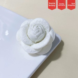 Bros Kain Beraroma Mawar Desainer Grosir 5CM, Korsase Kamelia dengan Bros Fashion Elegan untuk Wanita - Product Image 3