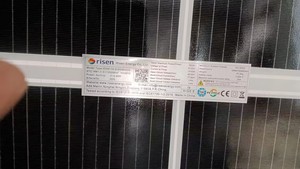 Panneaux solaires haute puissance 700W Risen N-type Bifacial Solar 700w 705w 710w 720watts en stock, prêts à être expédiés RSM132-8-700BHDG - Product Image 4