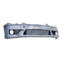 Kit carrosserie pour Mercedes-Benz CLK-Class W209 AMG Pare-chocs avant et arrière Calandre Jupes latérales Feux antibrouillard Kit carrosserie complet 2004-2006