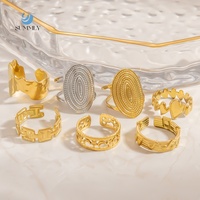 SUMMLY Vintage Ovaler Breiter Unregelmäßiger Welliger Personalisierter Flüssiger Wasserdichter 18K Vergoldeter Edelstahlring Edle Modeschmuckstücke