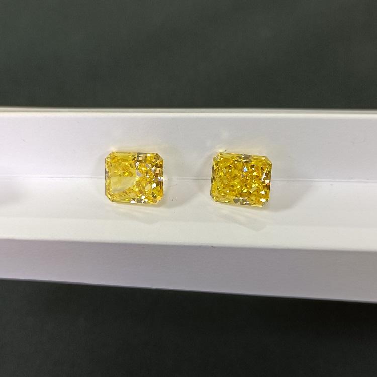 แฟนซี เยลโล่