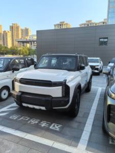 Mobil SUV Kompak Off-Road Listrik Murni Chery ICAR 03 2026 Siap Ekspor, 401km, 2WD, Edisi Standard Plus, 135kW, 5 Kursi - Product Image 3