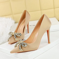 Chaussures à talons hauts pour femmes et dames, vente en gros, sexy, bout pointu, nœud papillon avec diamants, chaussures à talons hauts Big-tree-shoes, chaussures de soirée