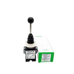 Interruptor basculante <span class=keywords><strong>doble</strong></span> de cuatro vías con bloqueo automático <span class=keywords><strong>Schneider</strong></span> XD2PA24CR para equipos eléctricos con reinicio automático - Product Image 6