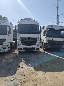 Camion Mercedes-Benz Actros d'occasion, véhicule utilitaire lourd, couleur blanche, vue avant, moteur 16000 kg - Product Image 3