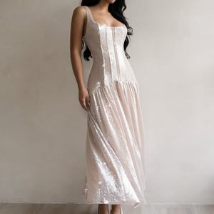 Robe longue bustier sans manches à col carré et sequins pour soirées et événements estivaux 2026 - Product Image 1