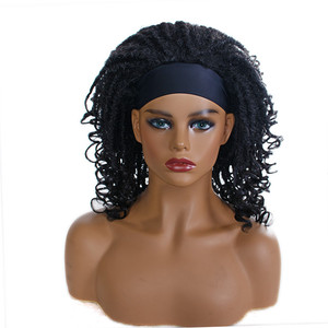 Parrucche con Fascia Intrecciata Passion Twist, Parrucche Sintetiche Resistenti al Calore, Ricci Afro per Donne di Colore - Product Image 1