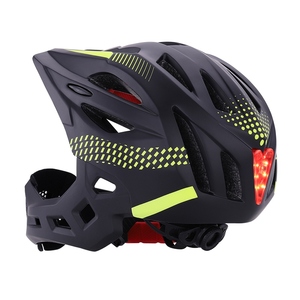 <span class=keywords><strong>Casque</strong></span> de sport double usage pour enfants, nouveau design, intégral, pour la descente en montagne et les activités de plein air - Product Image 3