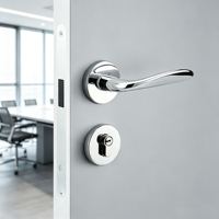 Poignée de porte à levier de luxe au design moderne ondulé, en alliage de zinc, finition chrome poli, rosette ronde, écusson séparé avec clé