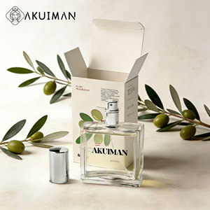Botella de Perfume de Vidrio Cuadrada Transparente de Lujo con Tapa Plateada, Personalizable con Impresión, Aprobada por ISO9001 y Cumple con REACH, Juego de Regalo OEM - Product Image 4