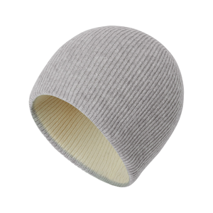 Gorros Grises con Franjas Reflectantes al por Mayor, Hilo Acrílico para Gorros Tejidos, Diseño Personalizado con Logotipo, Gorro Reflectante - Product Image 1