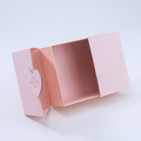 Boîte de soin de la peau portable de luxe, petite et carrée, en carton recyclé, avec fermeture magnétique, design surprise, emballage de mariage, commandes personnalisées