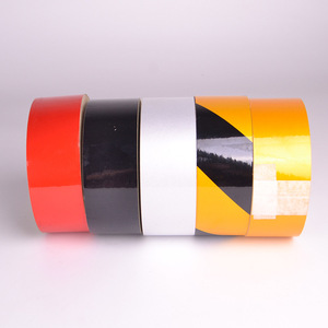 Película reflectante rectangular autoadhesiva de material PP para postes de carretera, postes de servicios públicos, señales de advertencia en carreteras - Product Image 2