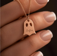 Collier personnalisé avec nom fantôme en acier inoxydable, bijoux délicats pour Halloween avec chaîne à maillons, pendentif gravé sur mesure
