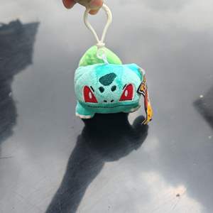 Petit pendentif Jenny Turtle 2025, porte-clés en peluche Pokémone <span class=keywords><strong>de</strong></span> 4 pouces - Product Image 3
